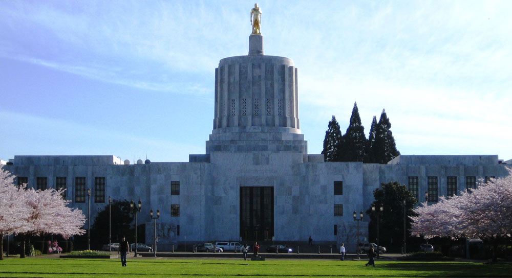 Image of the Oregon State Capitol building